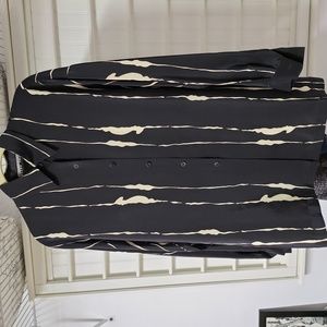 Ellen Tracy size 6 button up silk tunic